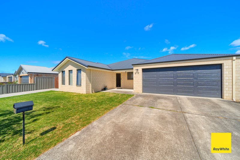 25 Kitcher Parade, Mckail WA 6330