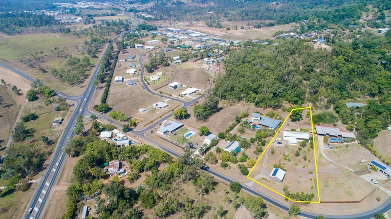 Photo - 25 Kookaburra Drive, Cannon Valley QLD 4800 - Image 19