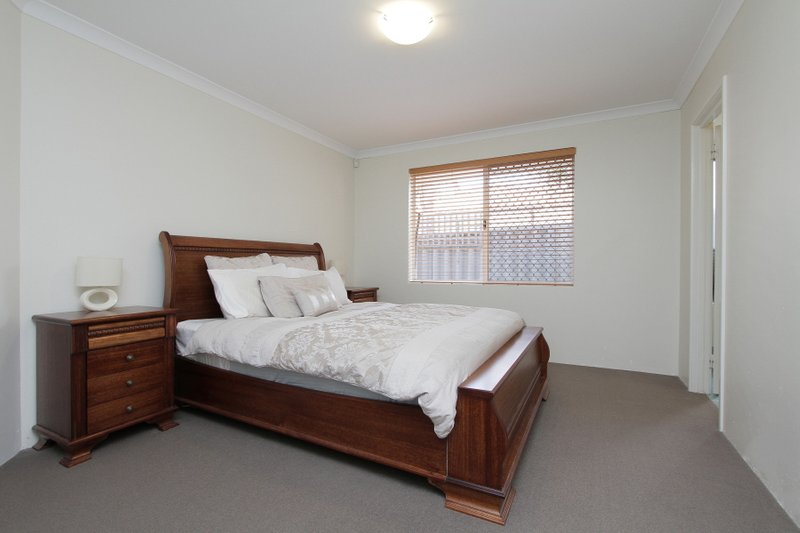 Photo - 25 Kooyong Road, Rivervale WA 6103 - Image 7