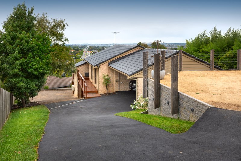 25 Kramer Drive, Berwick VIC 3806