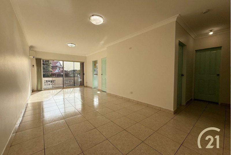 Photo - 2/5 Lackey Street, Fairfield NSW 2165 - Image 4