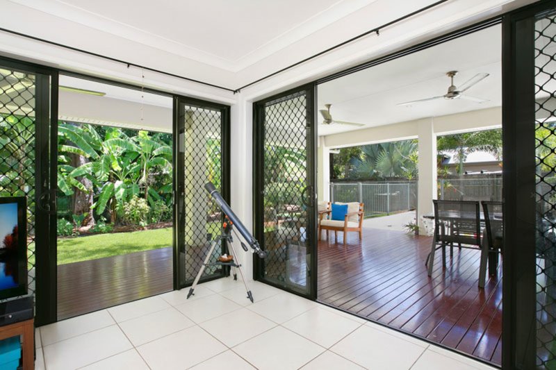 Photo - 25 Lagoon Drive, Trinity Beach QLD 4879 - Image 4