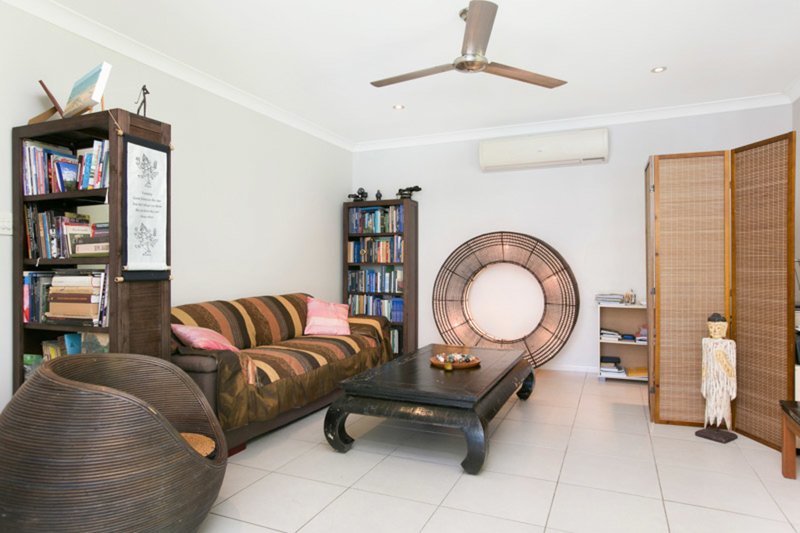 Photo - 25 Lagoon Drive, Trinity Beach QLD 4879 - Image 7