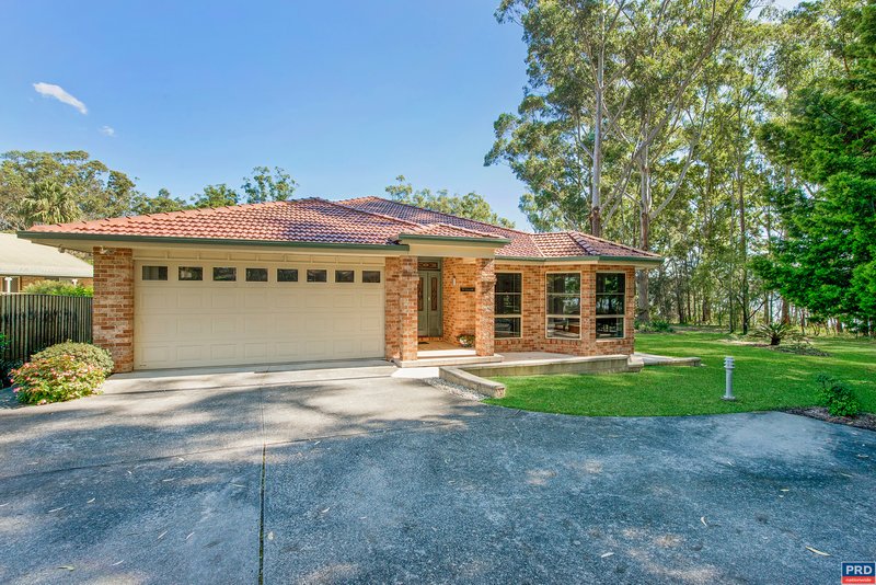 25 Lake View Crescent, West Haven NSW 2443