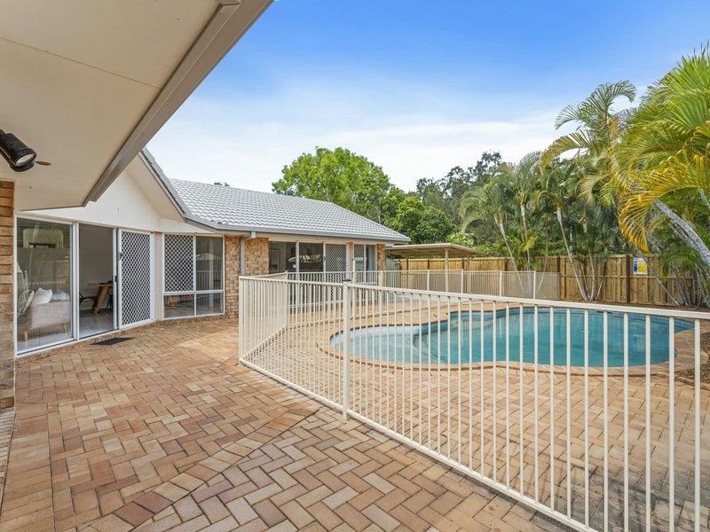 Photo - 25 Lakeshore Drive, Helensvale QLD 4212 - Image 16