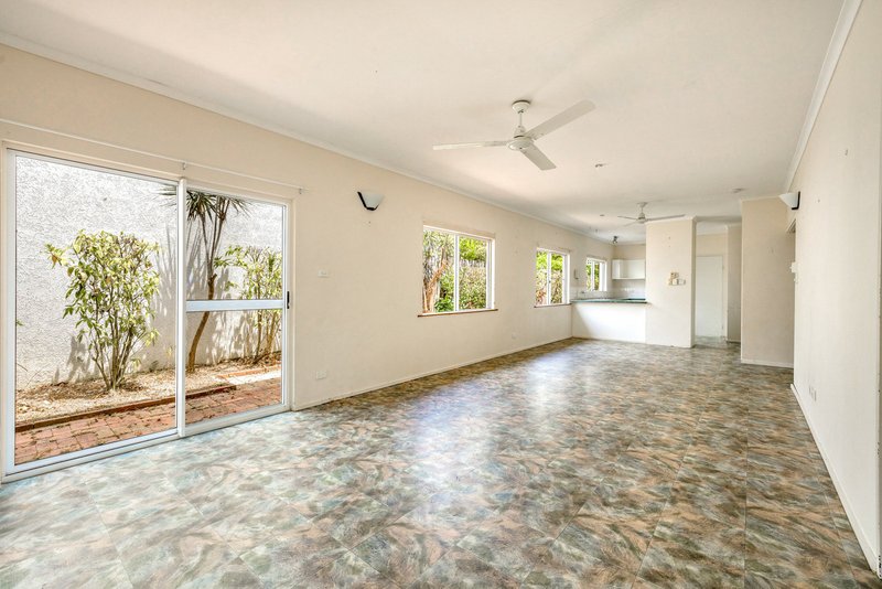 Photo - 25 Lamb Street, Smithfield QLD 4878 - Image 2