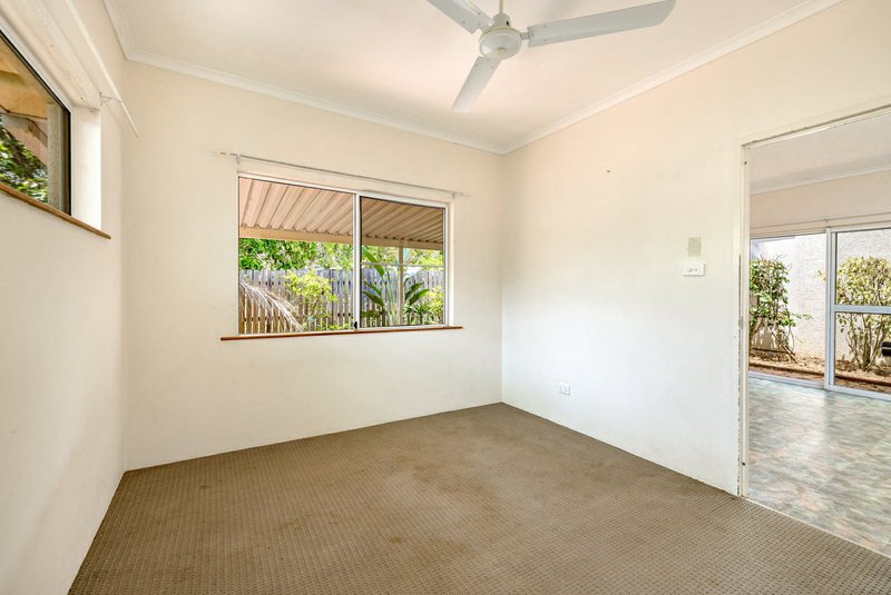 Photo - 25 Lamb Street, Smithfield QLD 4878 - Image 7