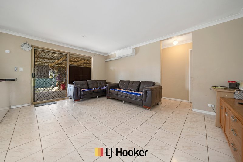 Photo - 25 Lambourne Retreat, Mirrabooka WA 6061 - Image 7