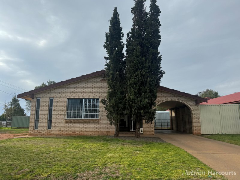 25 Lamrock Street, Cobar NSW 2835