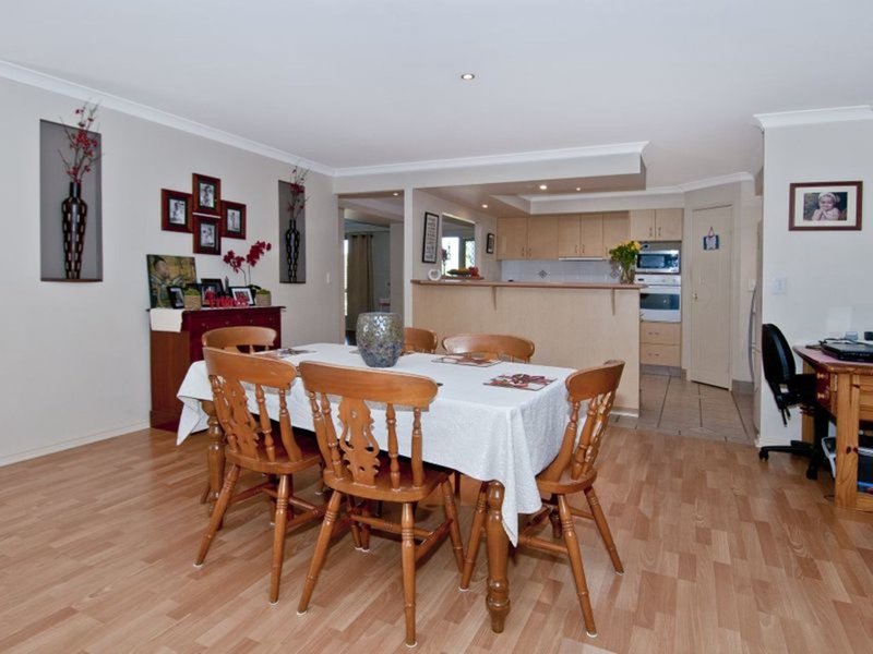 Photo - 25 Langfield Crescent, Ormeau Hills QLD 4208 - Image 9