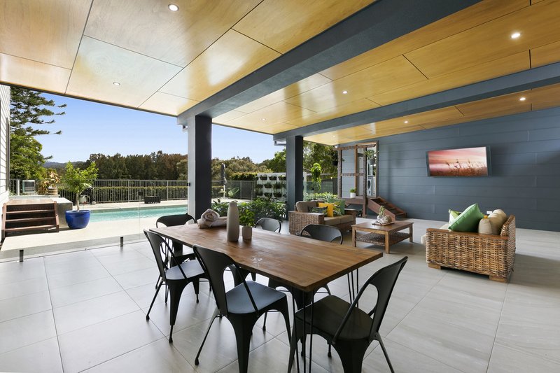 Photo - 25 Larch Street, Tallebudgera QLD 4228 - Image 1