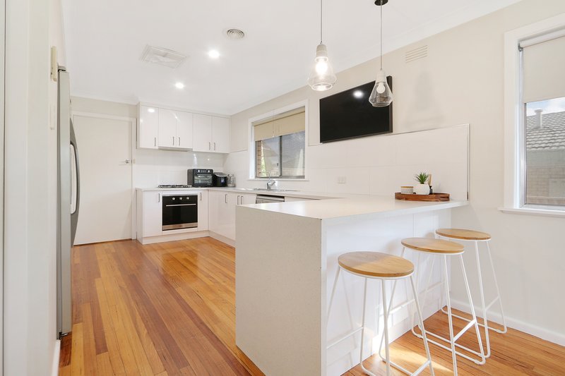 Photo - 25 Lawrence Street, Wodonga VIC 3690 - Image 4