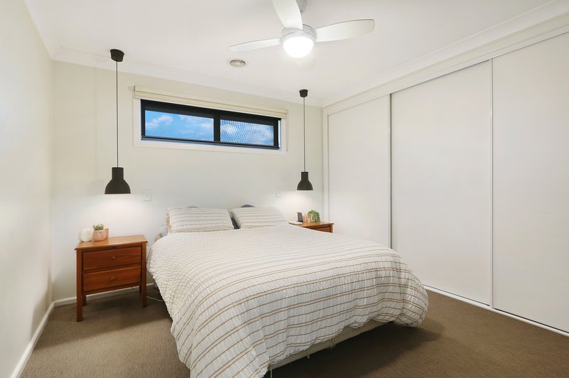 Photo - 25 Lawrence Street, Wodonga VIC 3690 - Image 5