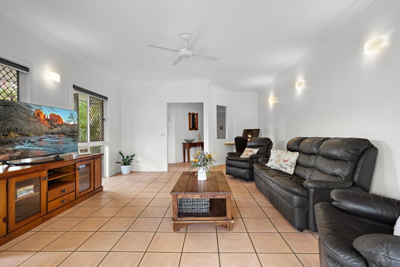 Photo - 25 Leslie Drive, Noosa Heads QLD 4567 - Image 2