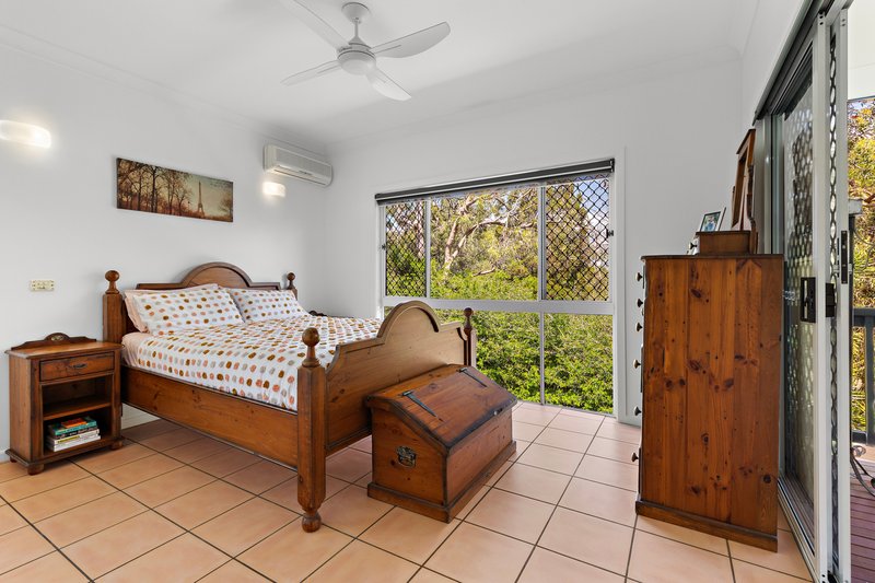 Photo - 25 Leslie Drive, Noosa Heads QLD 4567 - Image 11