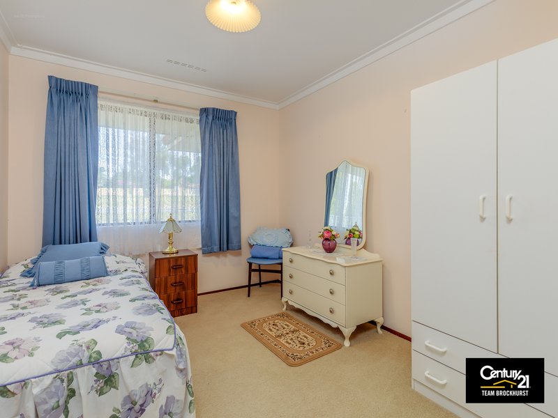 Photo - 25 Lester Drive, Thornlie WA 6108 - Image 8