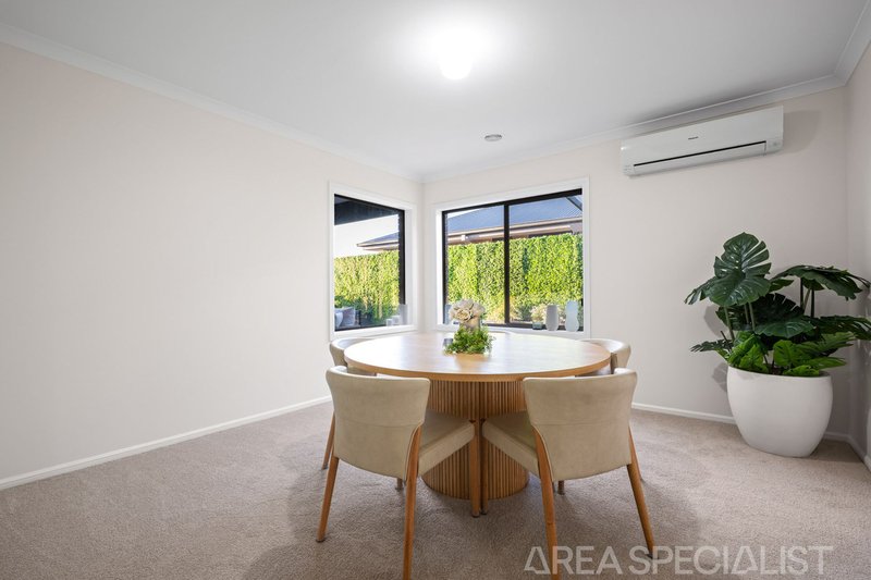 Photo - 25 Lily Way, Skye VIC 3977 - Image 11