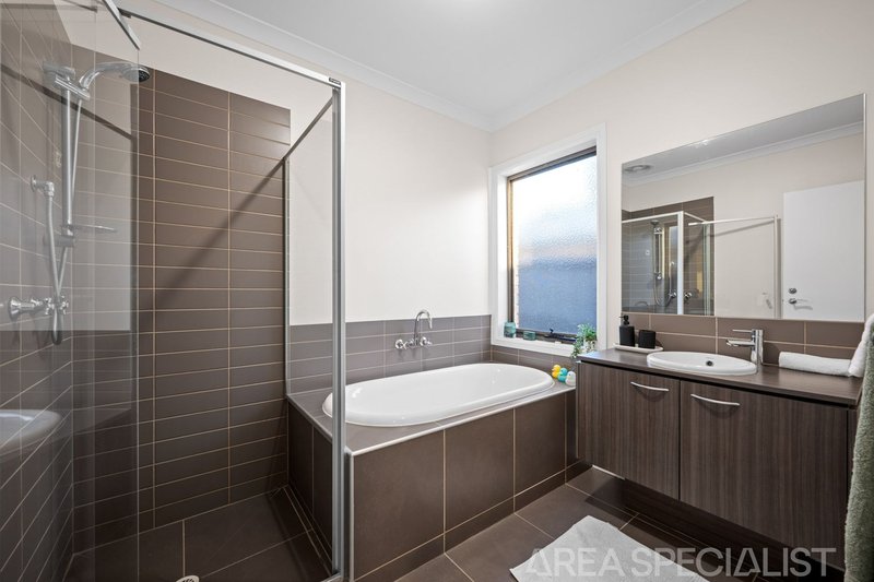 Photo - 25 Lily Way, Skye VIC 3977 - Image 17