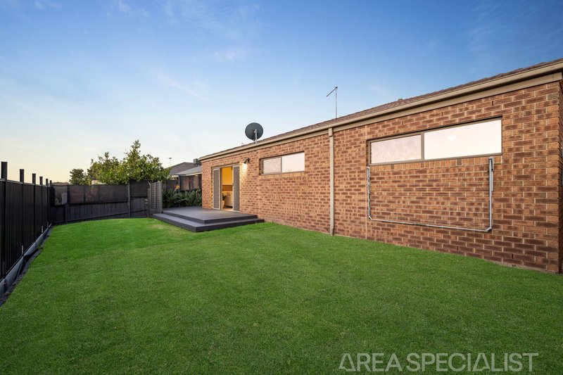 Photo - 25 Lily Way, Skye VIC 3977 - Image 27