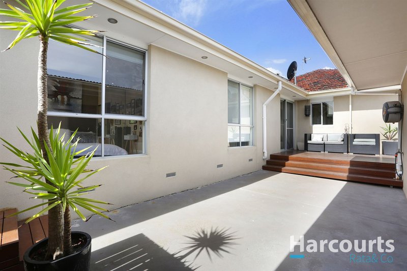 Photo - 25 Linoak Avenue, Lalor VIC 3075 - Image 13