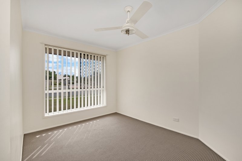 Photo - 25 Lipscombe Road, Deception Bay QLD 4508 - Image 4