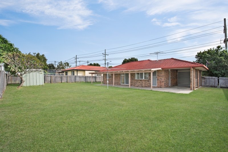 Photo - 25 Lipscombe Road, Deception Bay QLD 4508 - Image 9