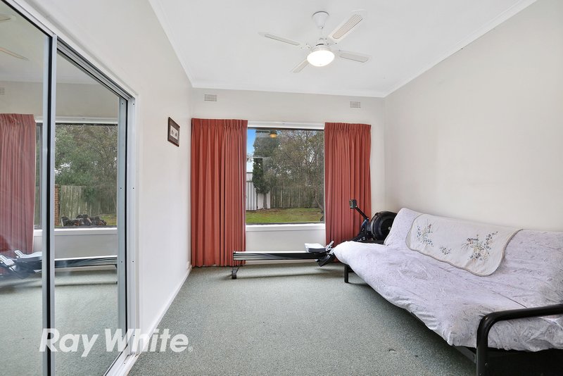 Photo - 25 Lockyers Road, Lara VIC 3212 - Image 7