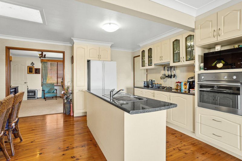 Photo - 25 Loftus Drive, Barrack Heights NSW 2528 - Image 4