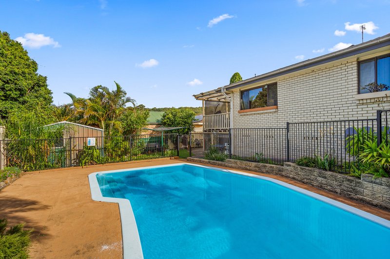 Photo - 25 Loftus Drive, Barrack Heights NSW 2528 - Image 6