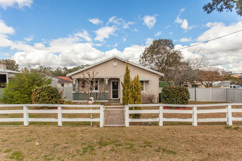 25 Long Street, Cessnock NSW 2325