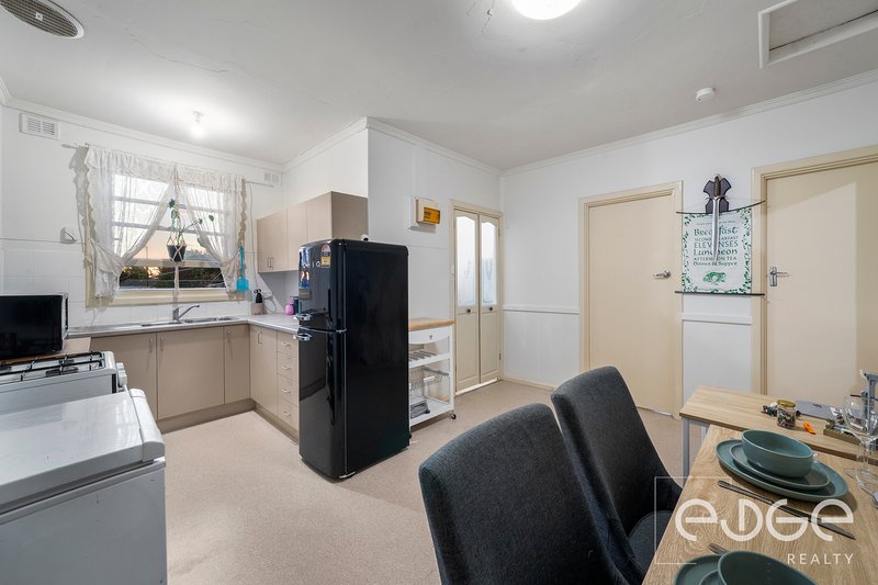 Photo - 25 Longbridge Road, Davoren Park SA 5113 - Image 6