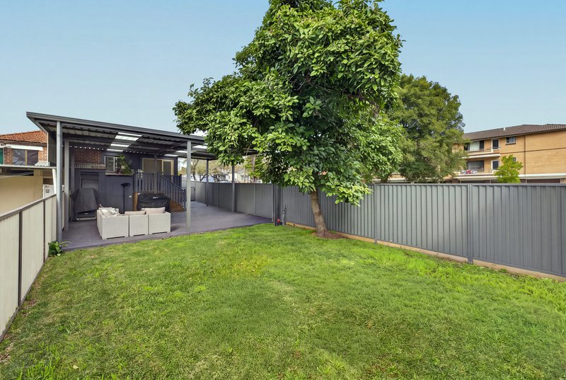 Photo - 25 Lucerne Street, Belmore NSW 2192 - Image 11