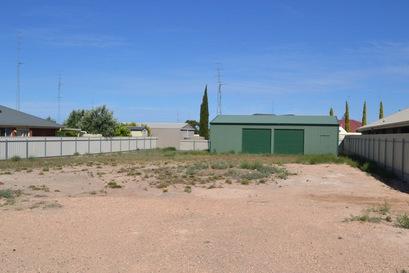 Photo - 25 Lyndon Avenue, Moonta Bay SA 5558 - Image 4