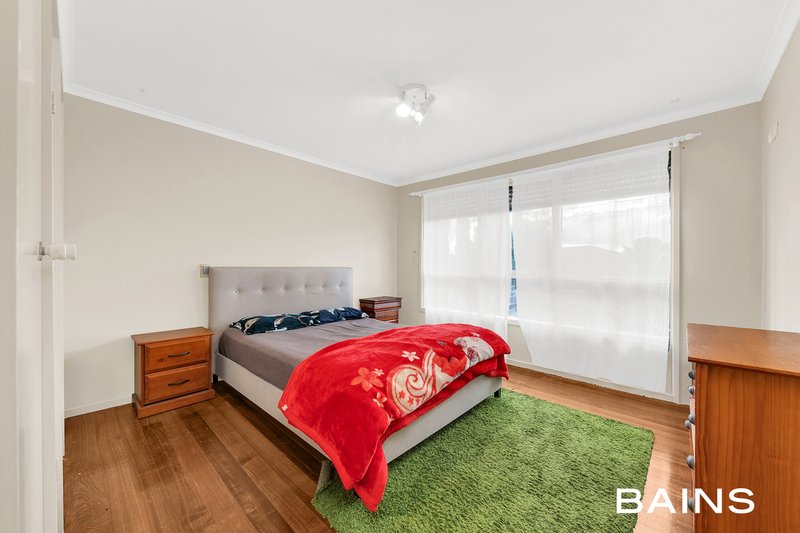 Photo - 25 Lynne Street, Lalor VIC 3075 - Image 8
