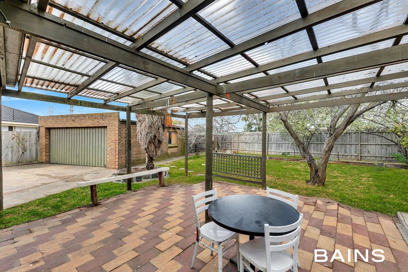 Photo - 25 Lynne Street, Lalor VIC 3075 - Image 11
