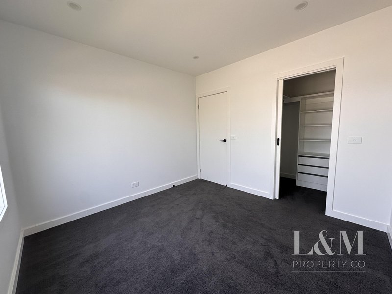 Photo - 2/5 Lyons Street, Glenroy VIC 3046 - Image 12