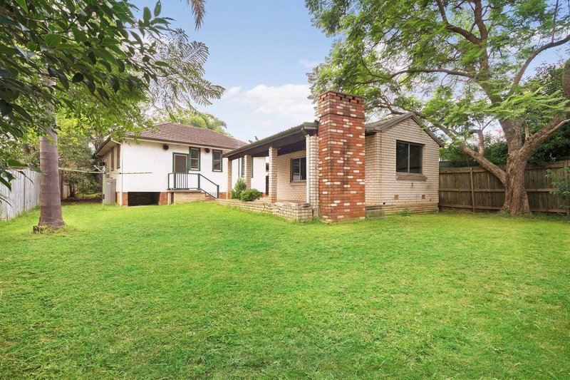 Photo - 25 Macdonald Avenue, Lalor Park NSW 2147 - Image 6