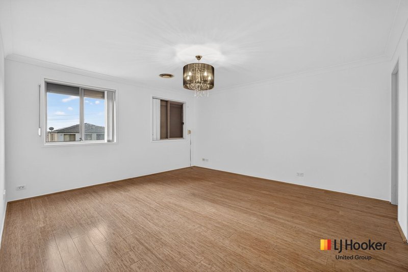 Photo - 25 Magento Place, Prestons NSW 2170 - Image 15