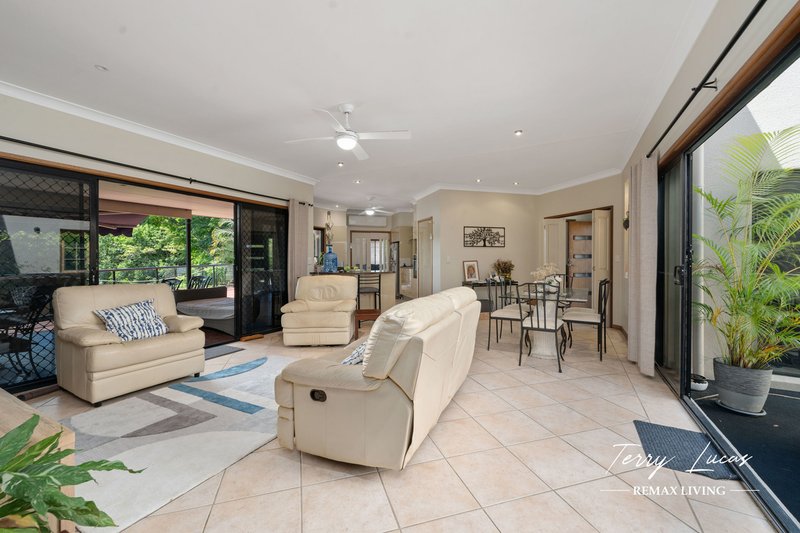 Photo - 25 Mainsail Drive, Caboolture South QLD 4510 - Image 14