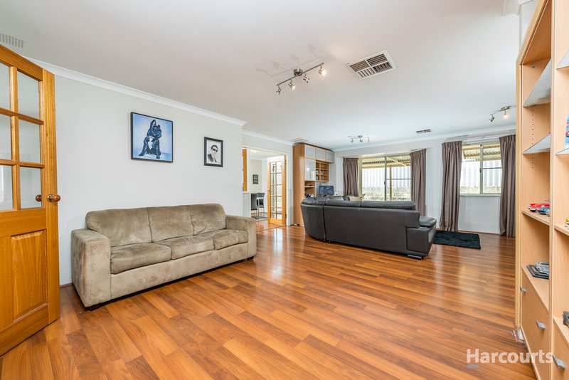 Photo - 25 Manchester Drive, Hocking WA 6065 - Image 10