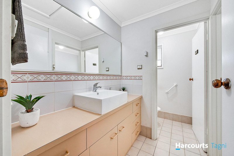 Photo - 25 Maple Avenue, Aberfoyle Park SA 5159 - Image 11