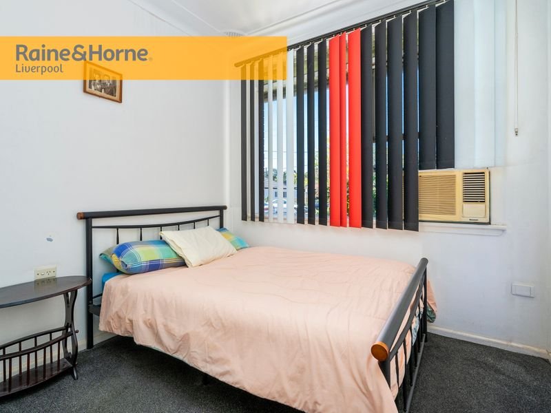 Photo - 25 Market Street, Moorebank NSW 2170 - Image 11