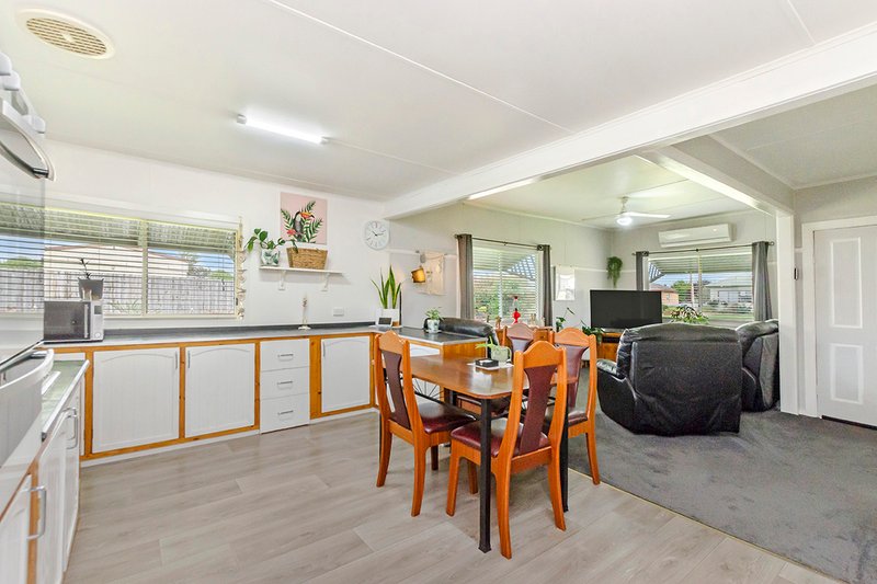 Photo - 25 Markham Street, Heywood VIC 3304 - Image 2