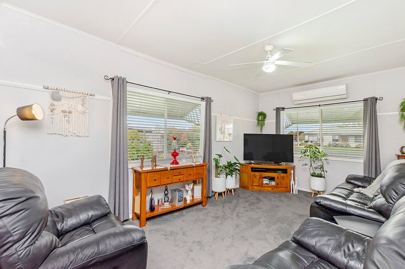 Photo - 25 Markham Street, Heywood VIC 3304 - Image 3