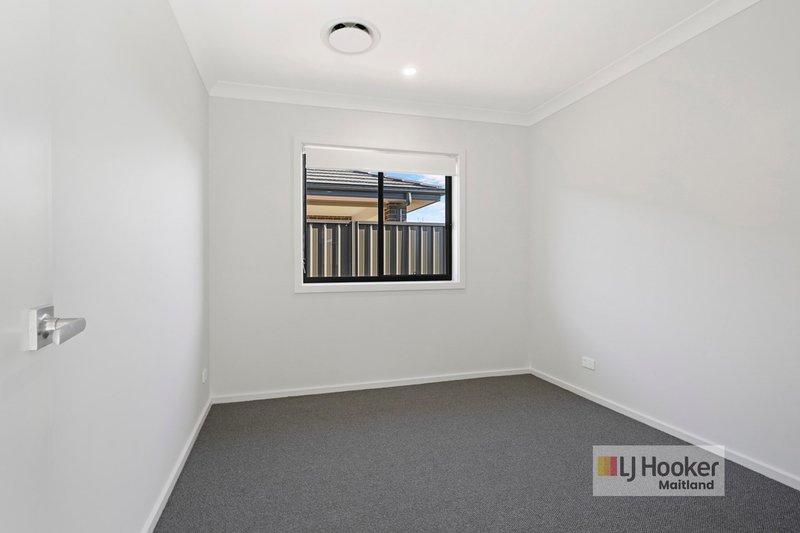 Photo - 25 Marlowe Avenue, Anambah NSW 2320 - Image 10