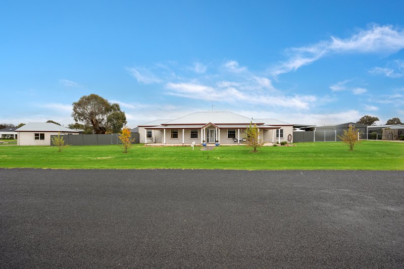 25 Mary Angove Crescent, Cootamundra NSW 2590