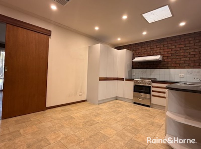 Photo - 25 Maslin Road, Macdonald Park SA 5121 - Image 4
