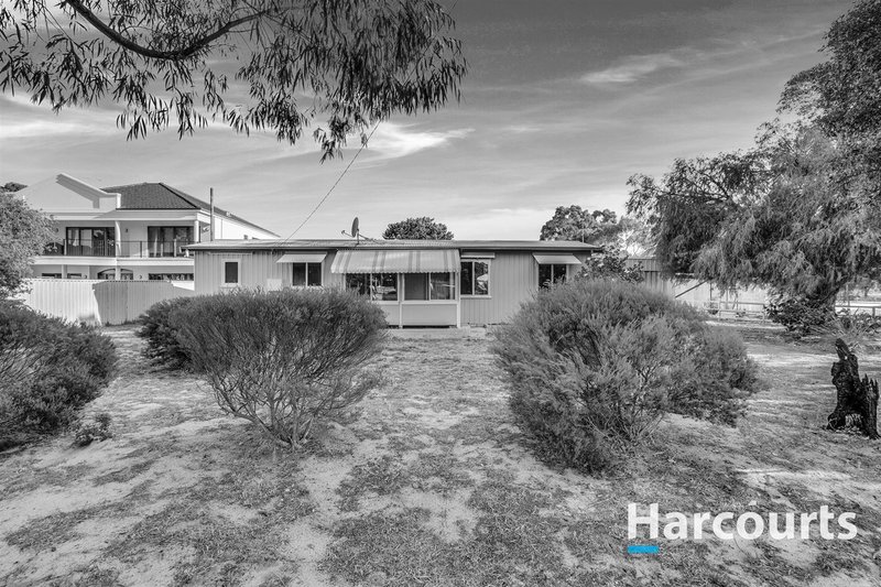 25 Mathew Street, Falcon WA 6210