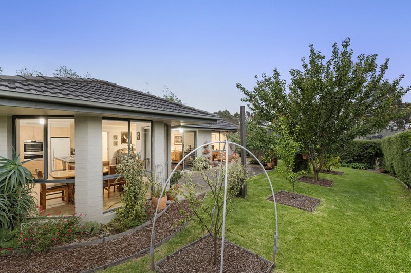 25 Matthew Circuit, Hastings VIC 3915
