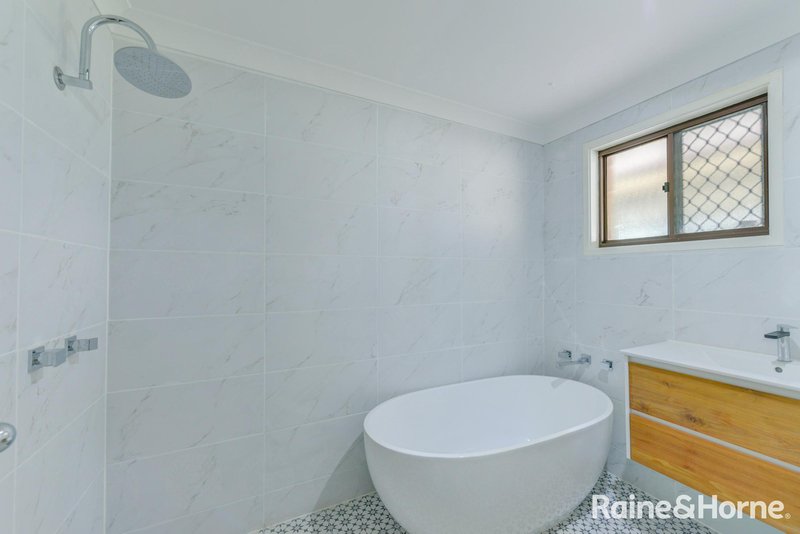 Photo - 25 Maxwell Street, West Tamworth NSW 2340 - Image 4